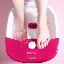 Hydromasážní Vana Revlon Foot Spa + doplňky pro pedikúru ZDARMA